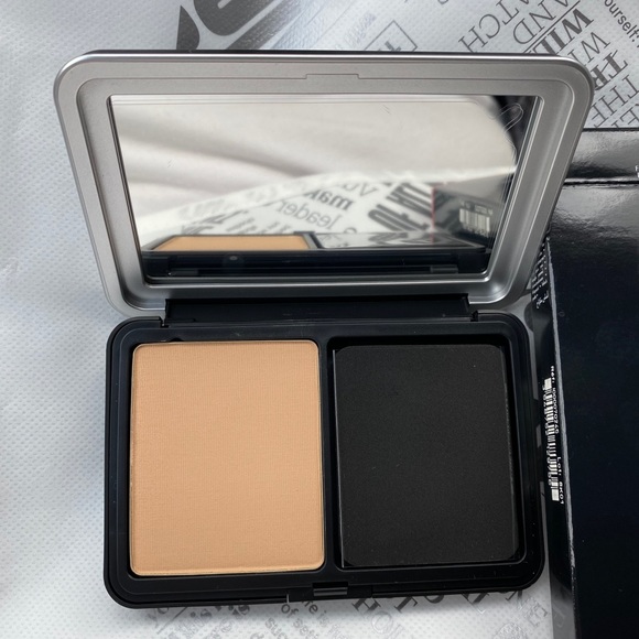 3 Pc New Makeup Bundle - Picture 3 of 12